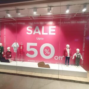 Mall Window Display (2)